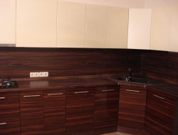 gallery-photo